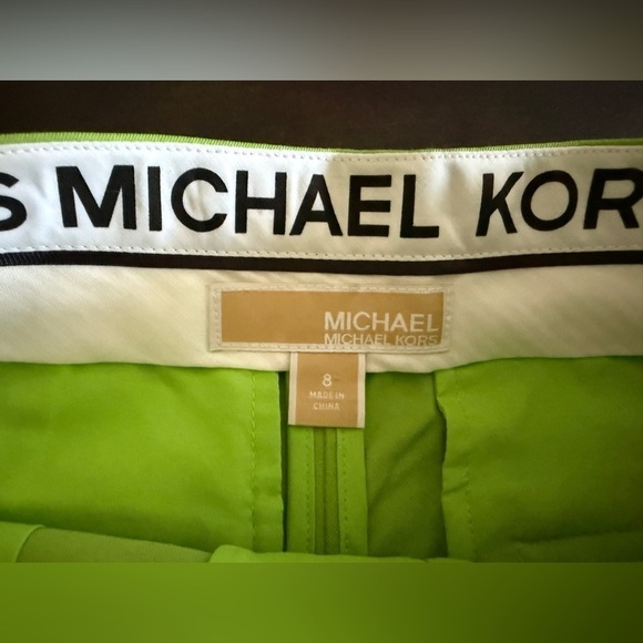 Michael Kors Green Apple Shorts - Picture 3 of 3